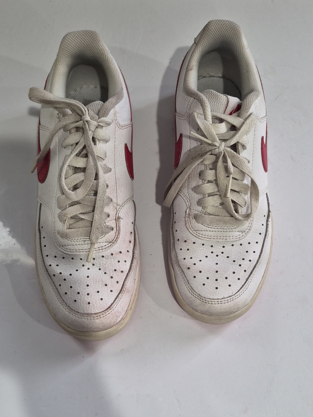 NIKE White Sneakers with Red Swoosh Size 8.5